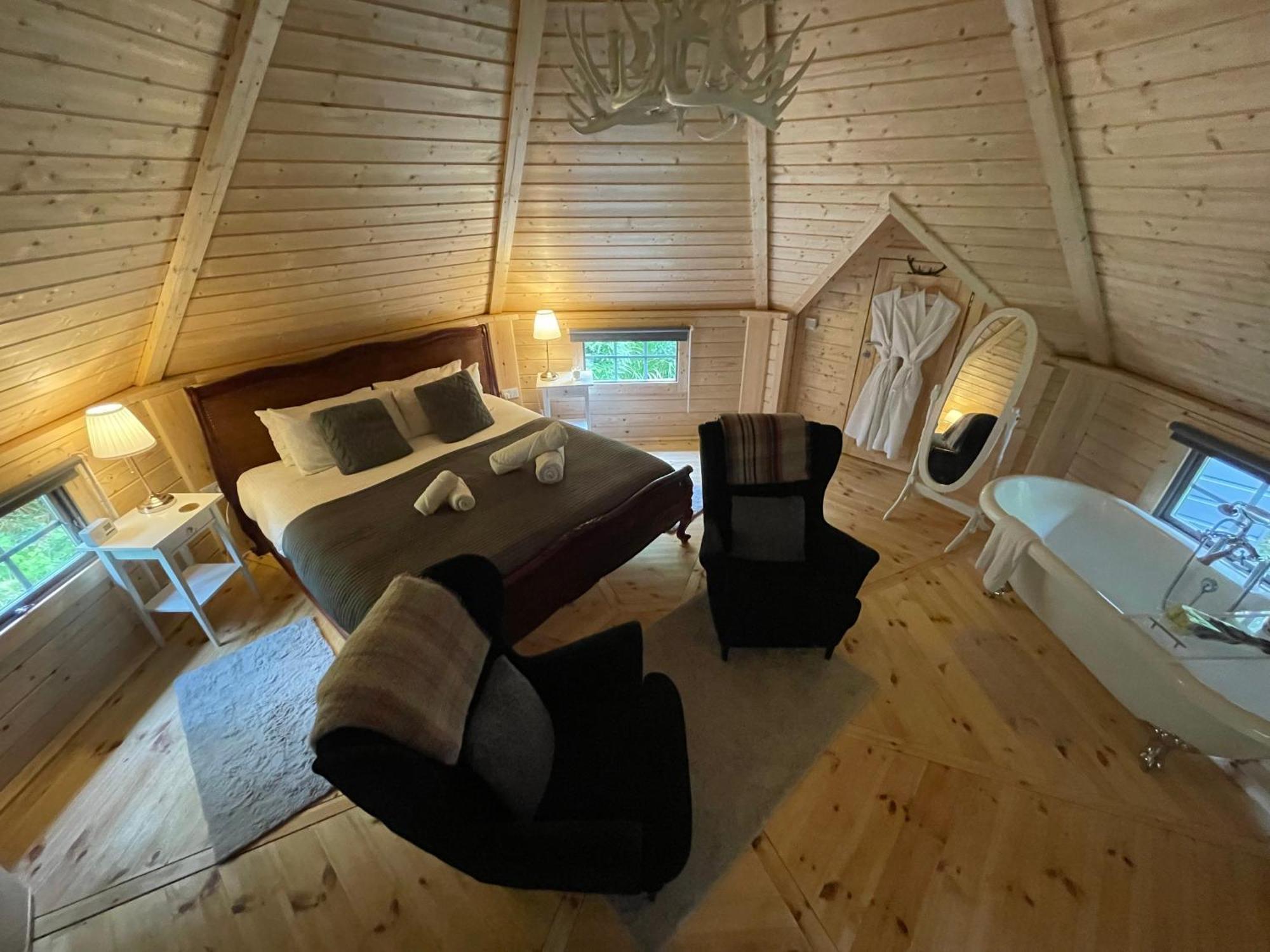 Aos Si Lodges Ballachulish Exterior foto